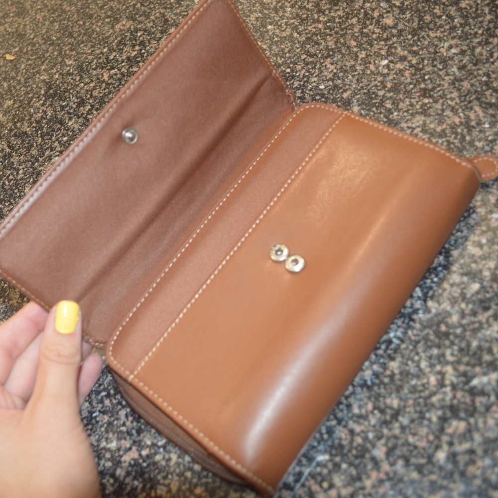 3 small purses - Picture 10 of 11